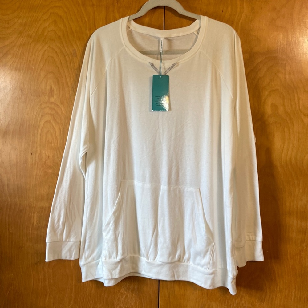 Pop Young Crow Neck White Sweater. Size 3XL